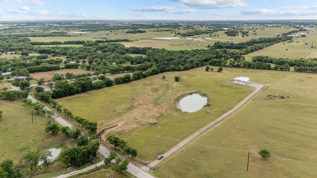 13.81 acres in Ellis County featured view