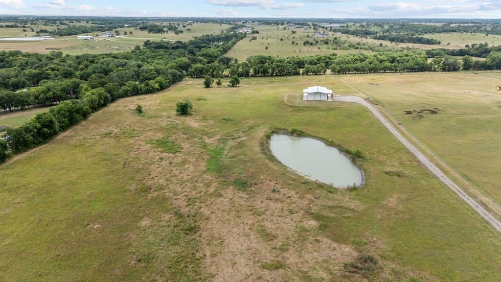13.81 acres in Ellis County - photo 6