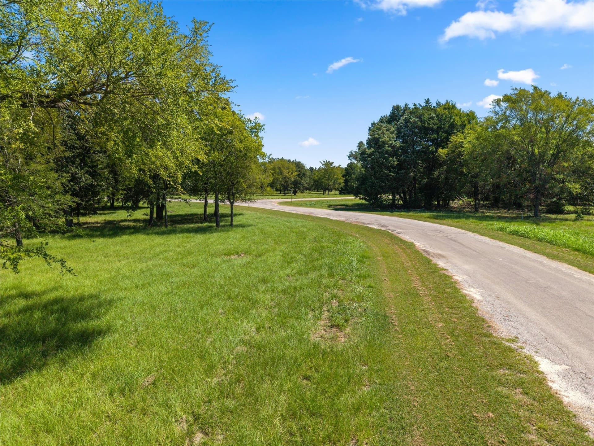 1.05 acres in Navarro County - photo 21