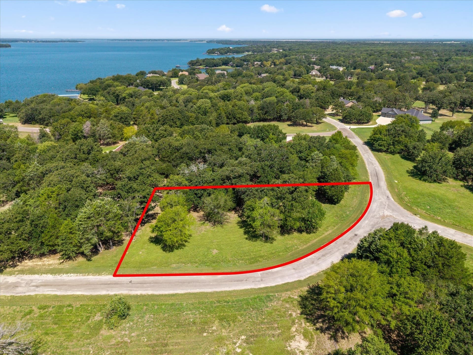 1.05 acres in Navarro County - photo 31