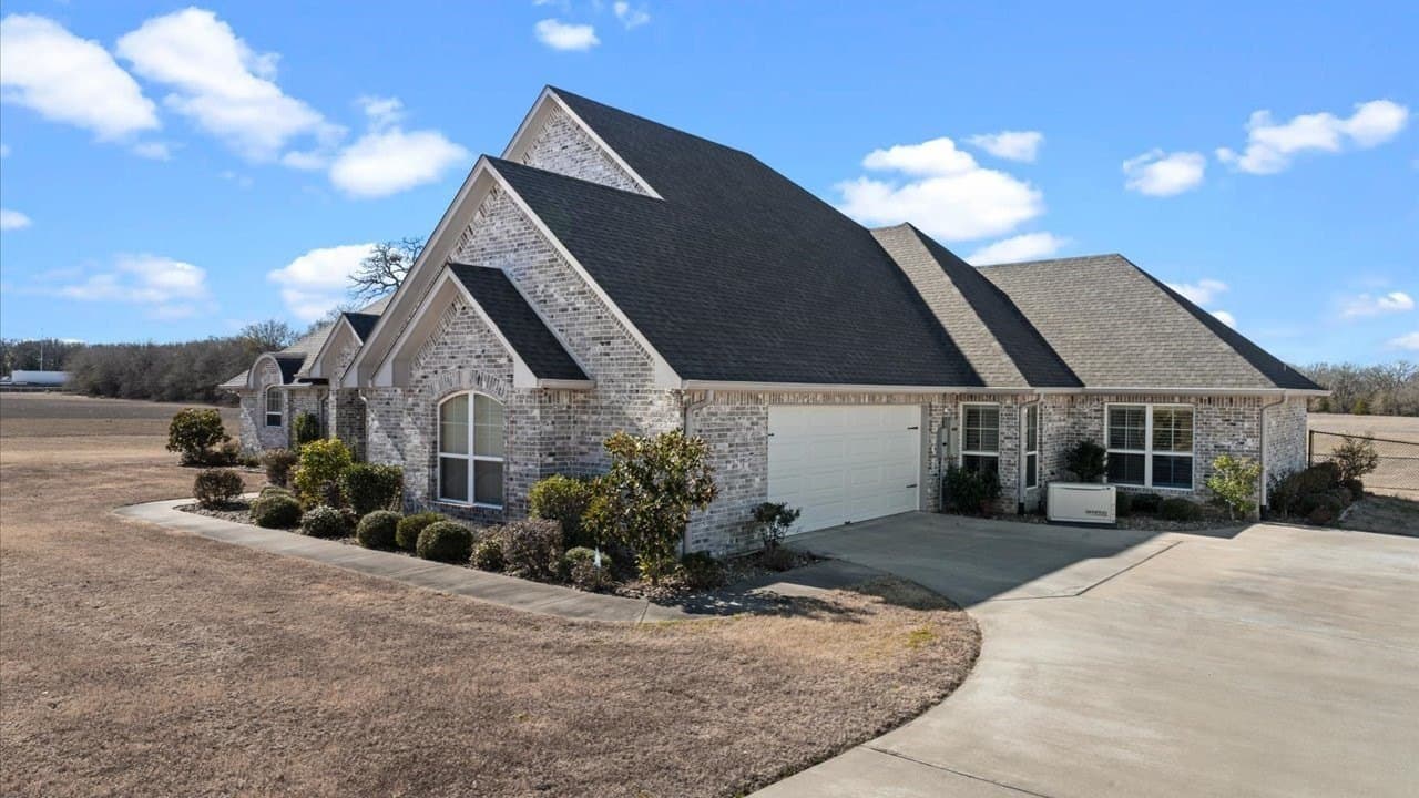 10 acres in Smith County - photo 38