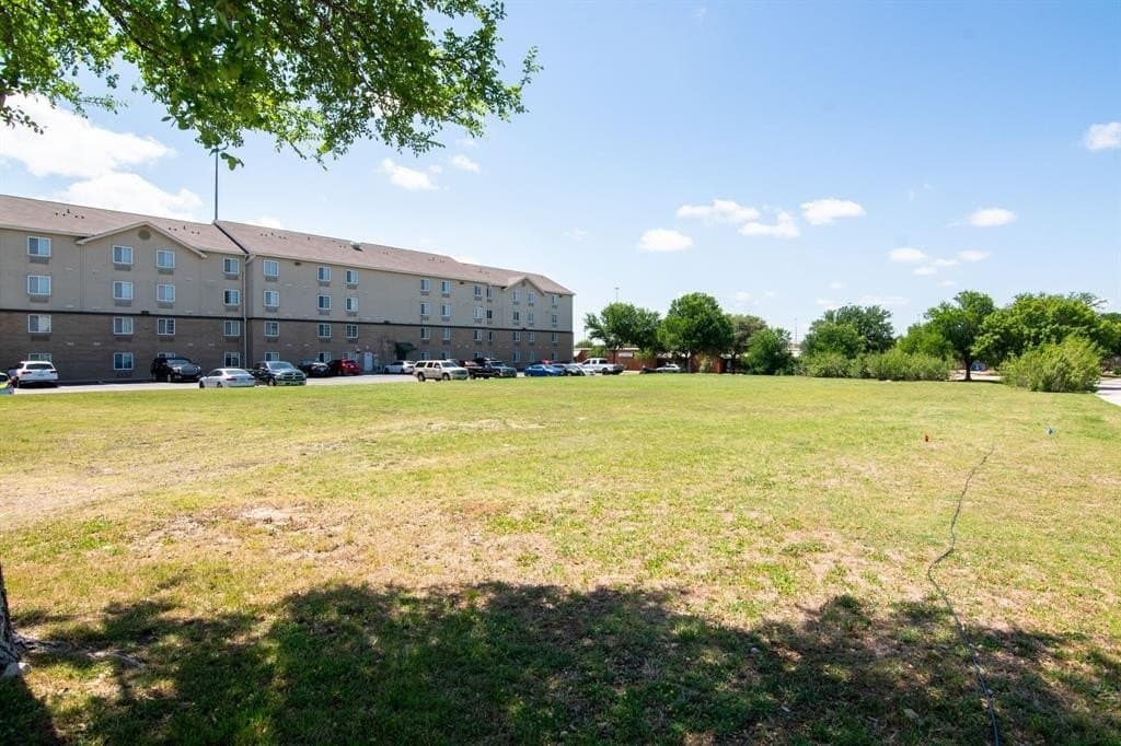 0.71 acres in Tarrant County featured view