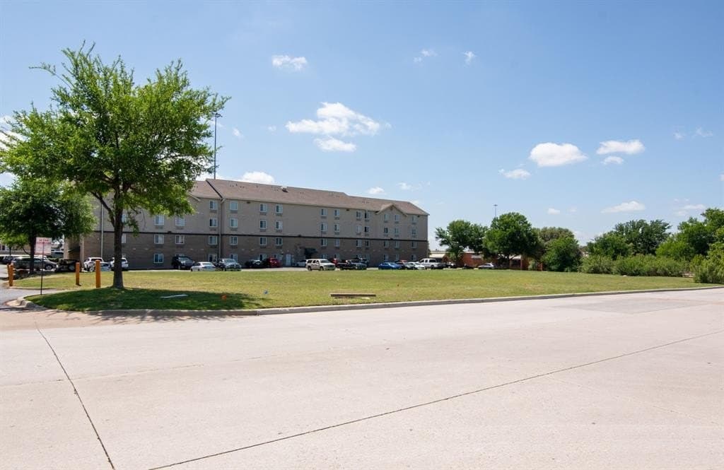 0.71 acres in Tarrant County gallery image 2