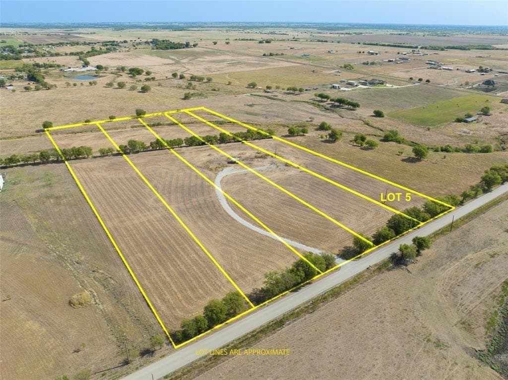 2.67 acres in Denton County gallery image 2