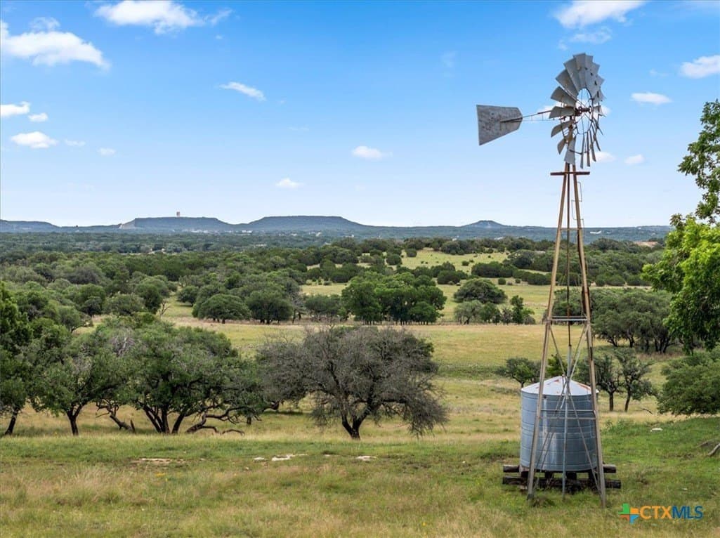84.67 acres in Lampasas County