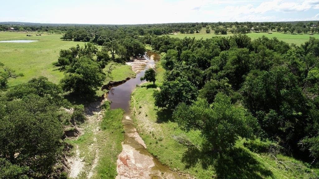 191.2 acres in Gillespie County