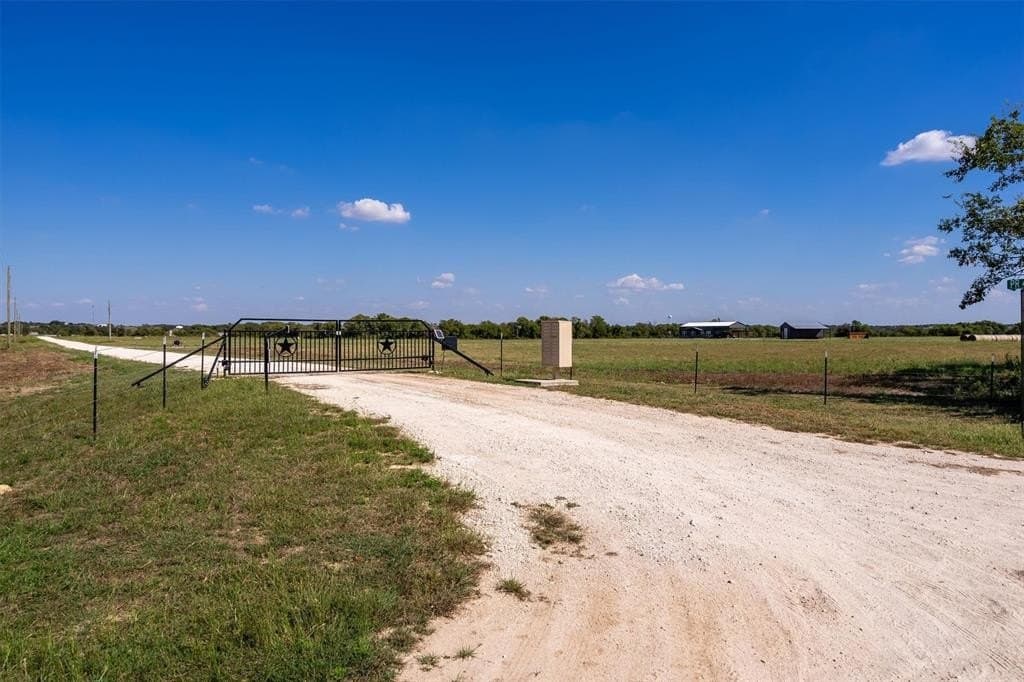 10.01 acres in Hill County featured view