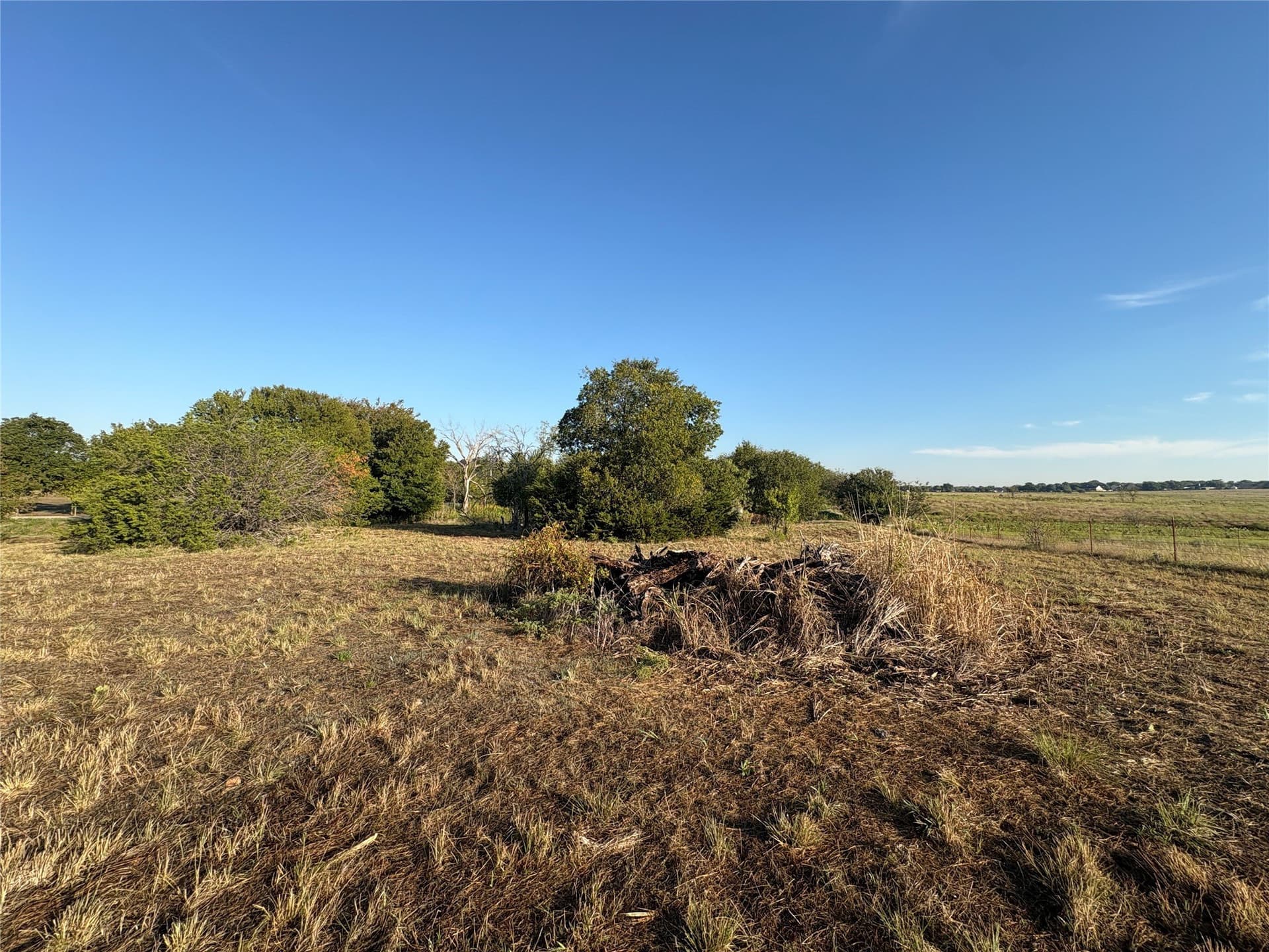 1.31 acres in Tarrant County - photo 7