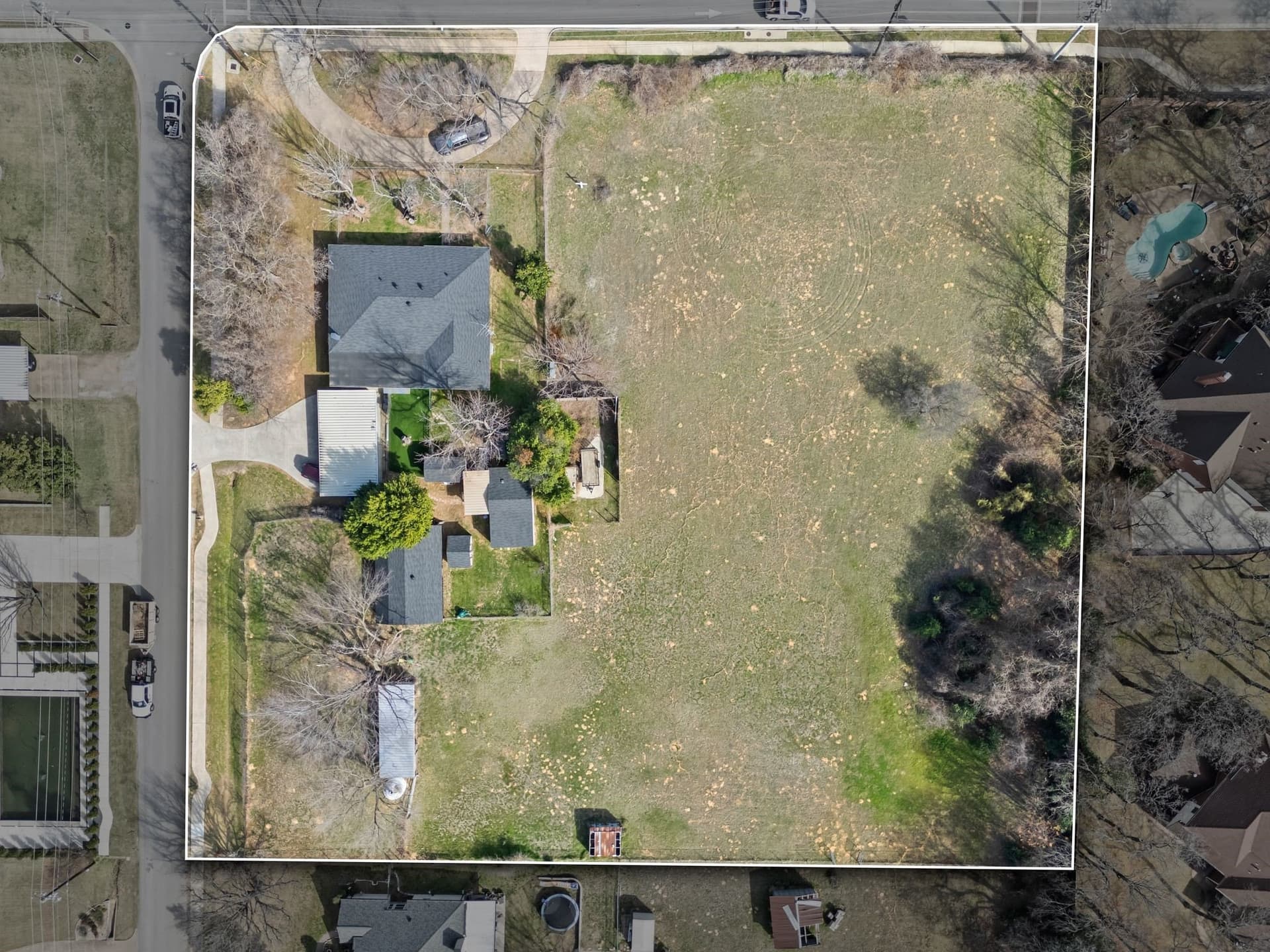 2.1 acres in Tarrant County gallery image 2