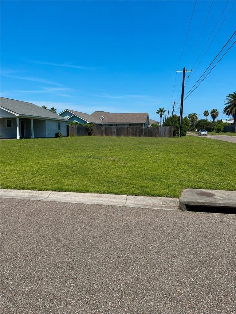 0.12 acres in Nueces County - photo 2