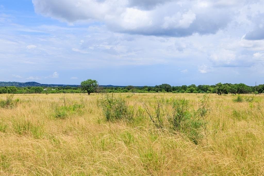 4.1 acres in Gillespie County gallery image 4