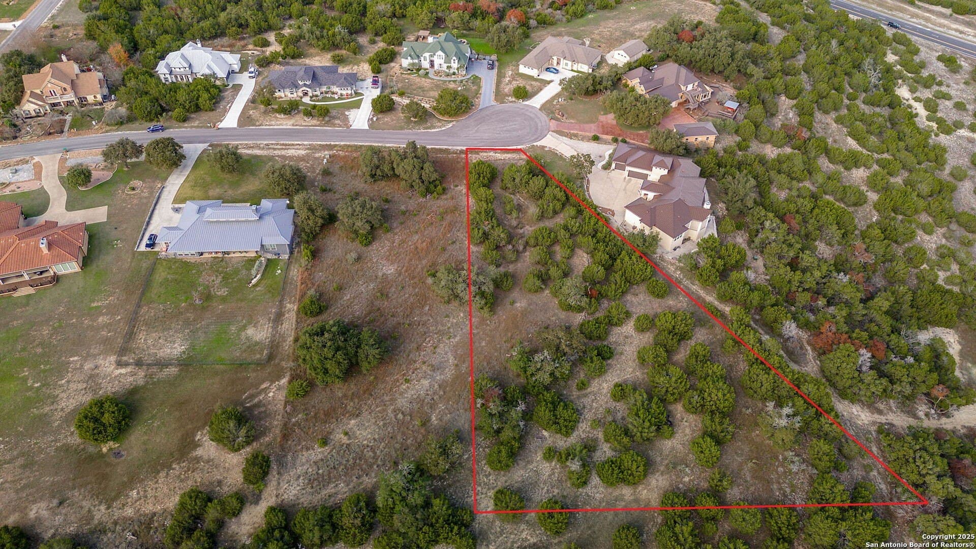 1.42 acres in Comal County gallery image 3