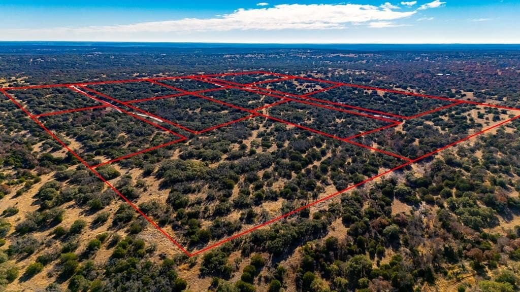 17.83 acres in Gillespie County - photo 20