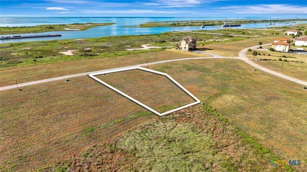 0.31 acres in Calhoun County - photo 3