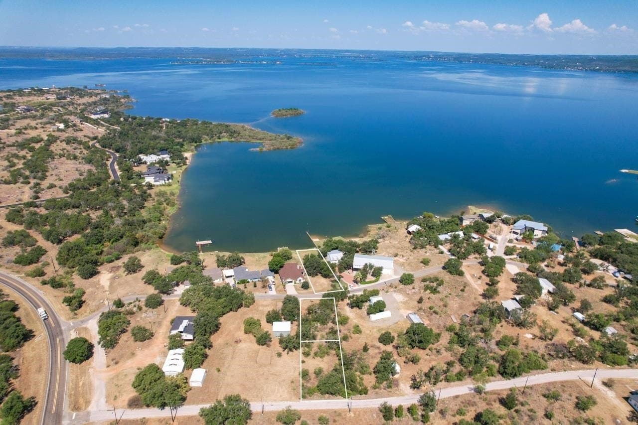 0.6 acres in Burnet County