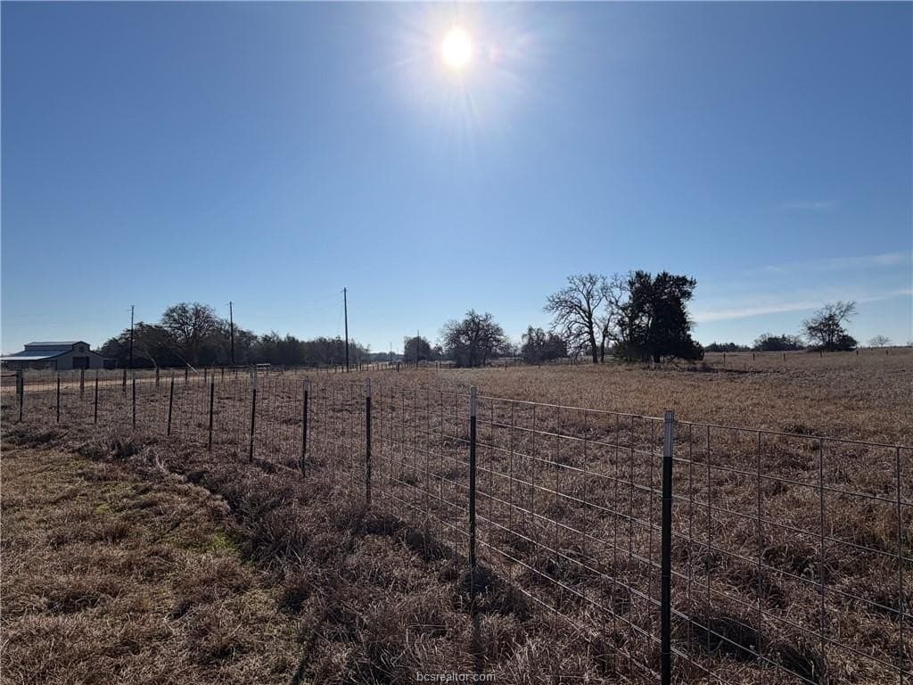5 acres in Burleson County featured view