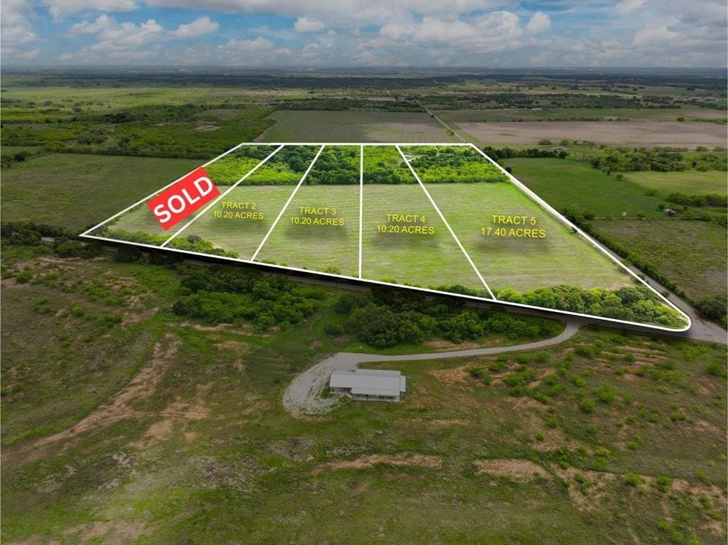 10.2 acres in Brown County