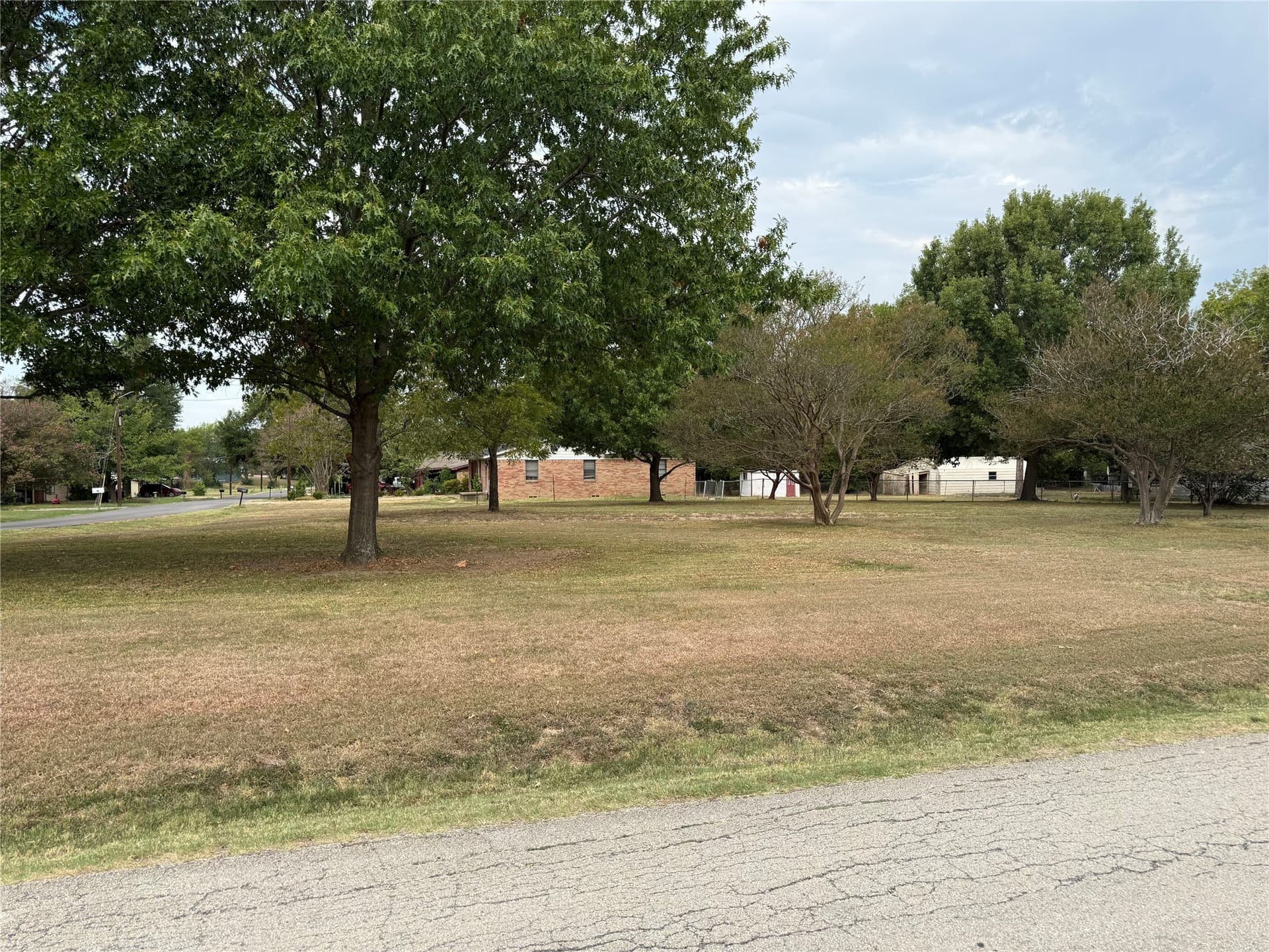 0.42 acres in Van Zandt County - photo 4