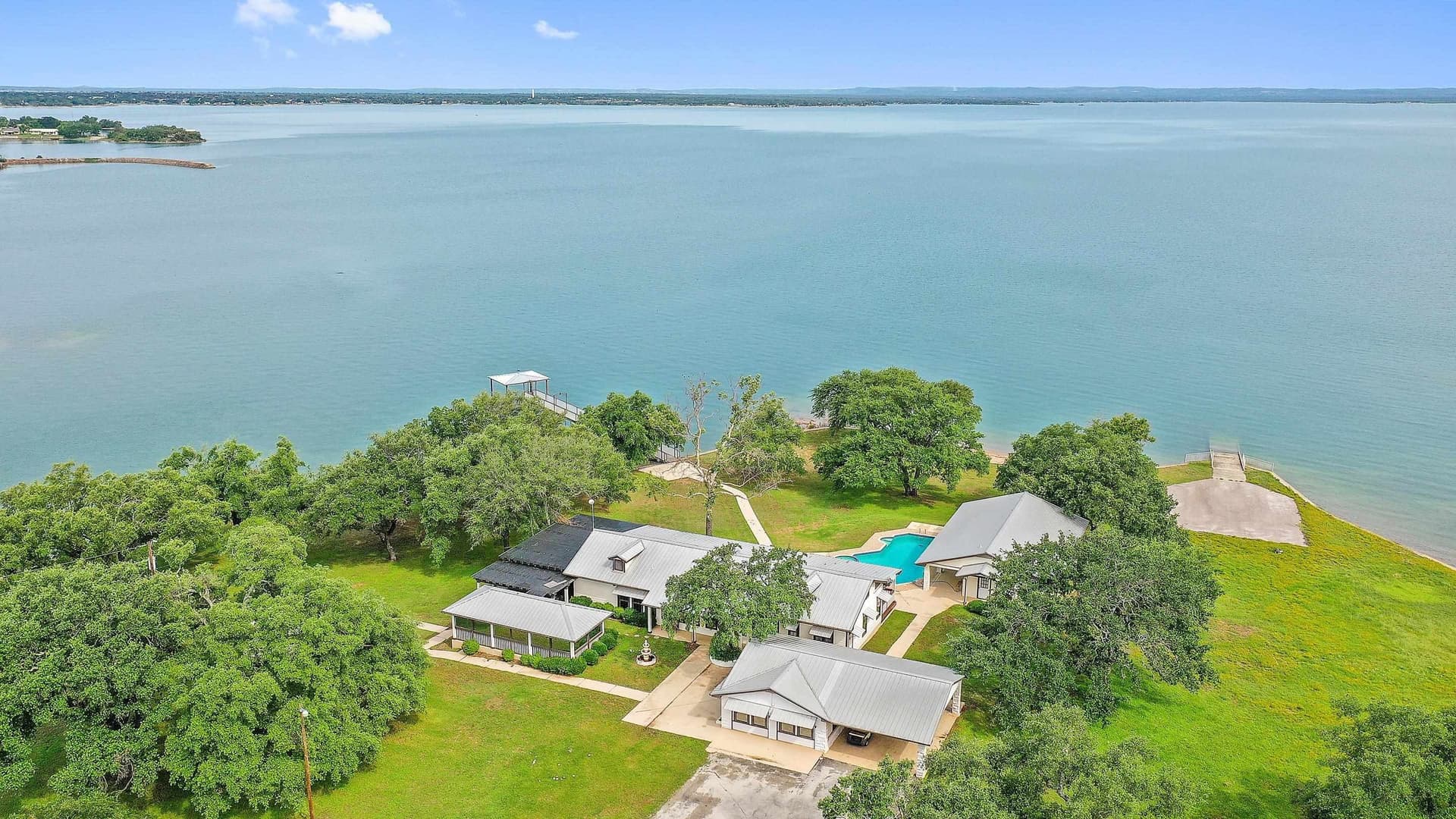 13 acres in Llano County