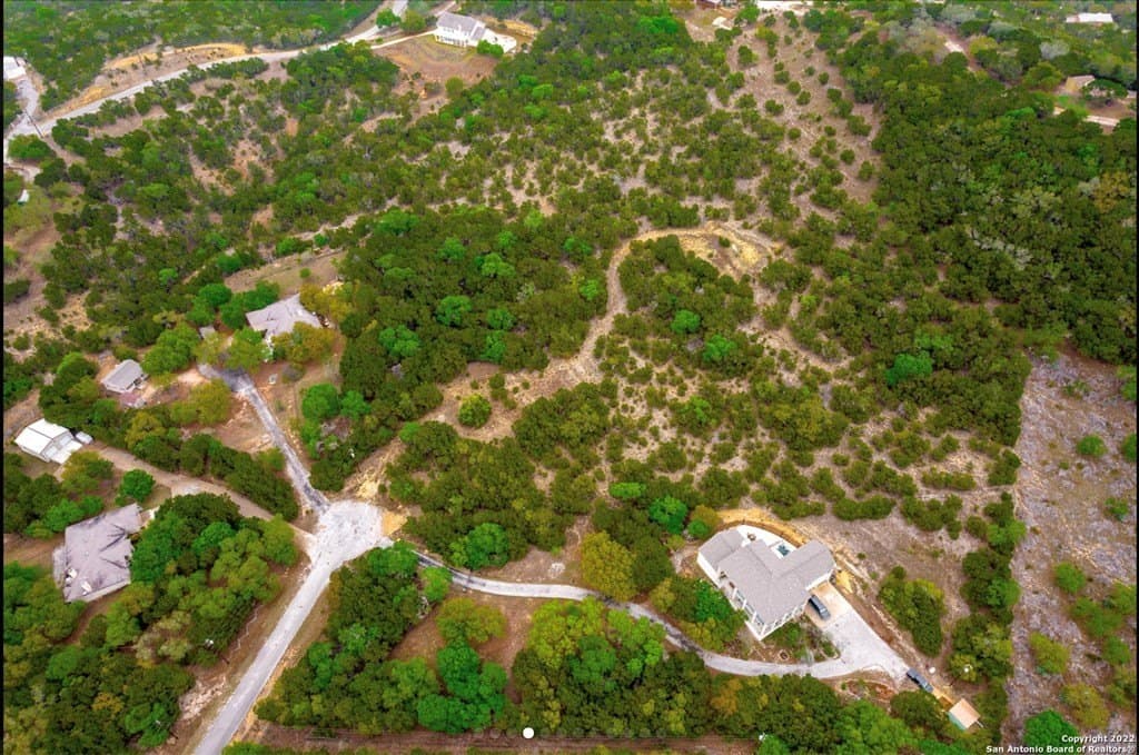 5 acres in Bandera County gallery image 4
