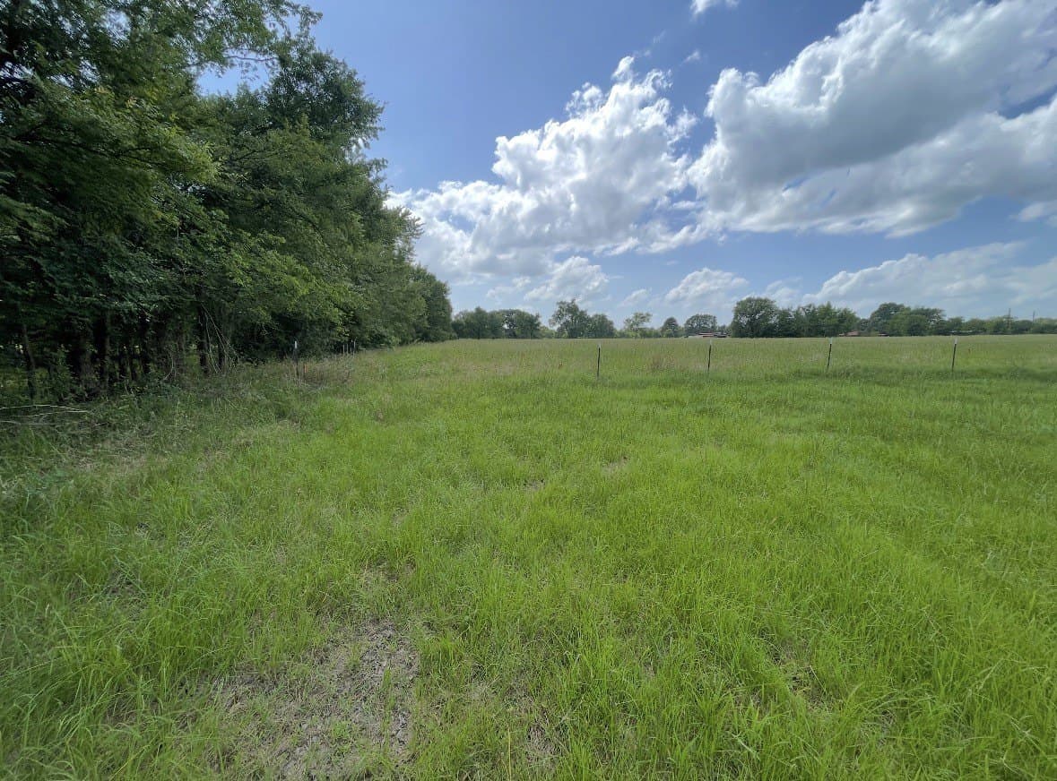 1.02 acres in Rains County