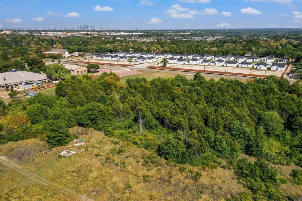 5.69 acres in Dallas County featured view