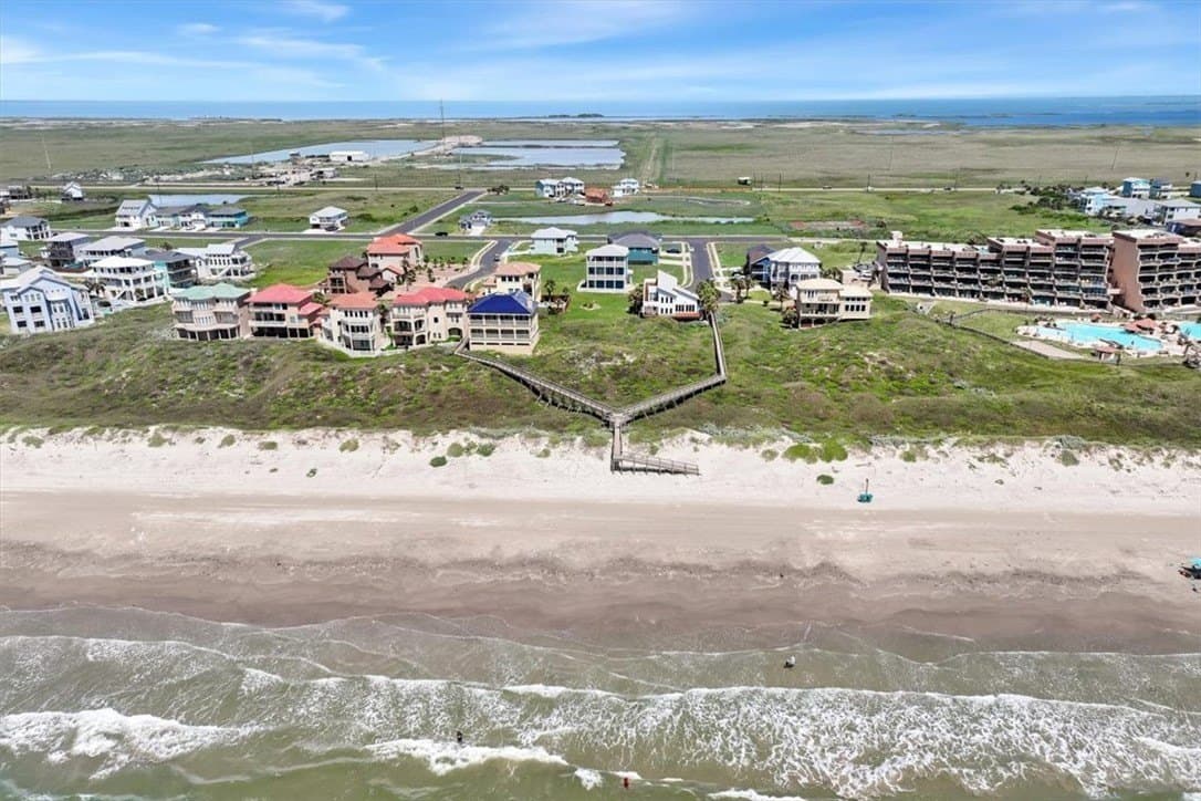 0.15 acres in Nueces County - photo 22