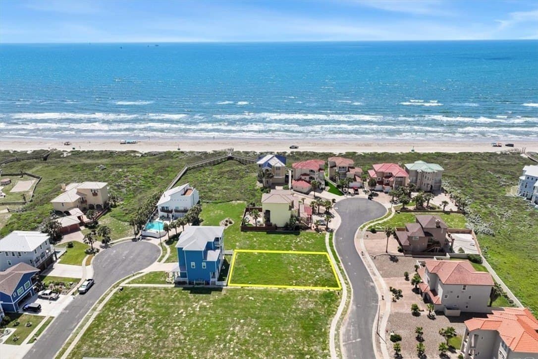 0.15 acres in Nueces County - photo 2
