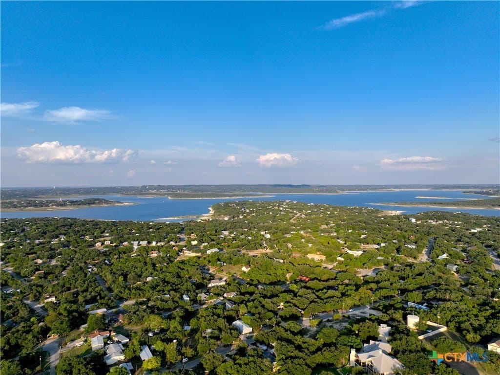 0.69 acres in Comal County - photo 8