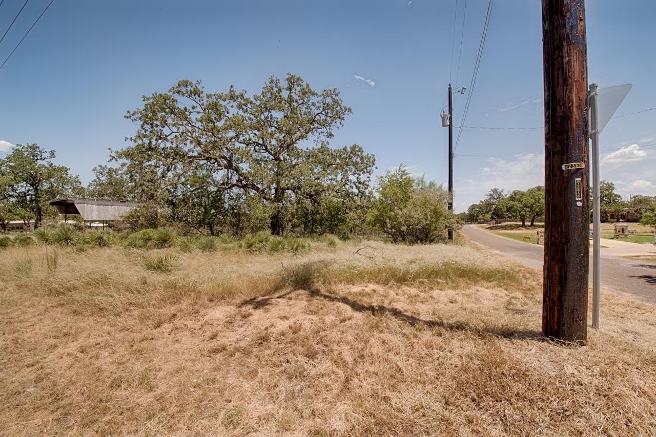 0.23 acres in Burnet County gallery image 2