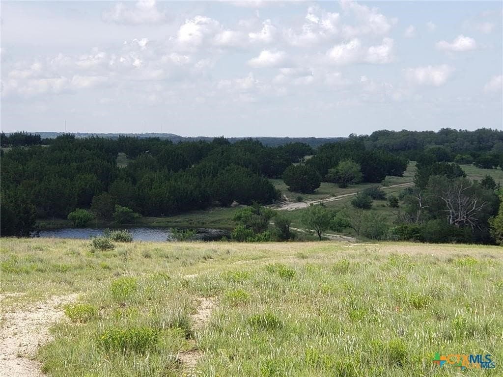 2,819.4 acres in Lampasas County