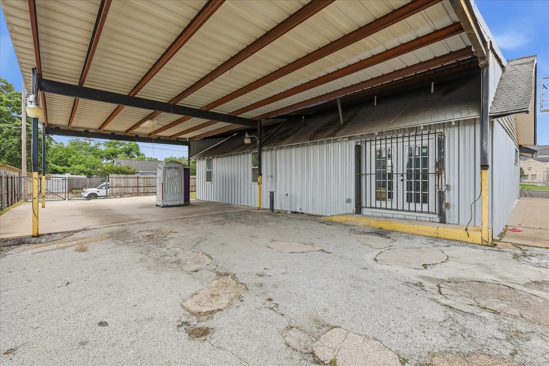 0.18 acres in Tarrant County - photo 7