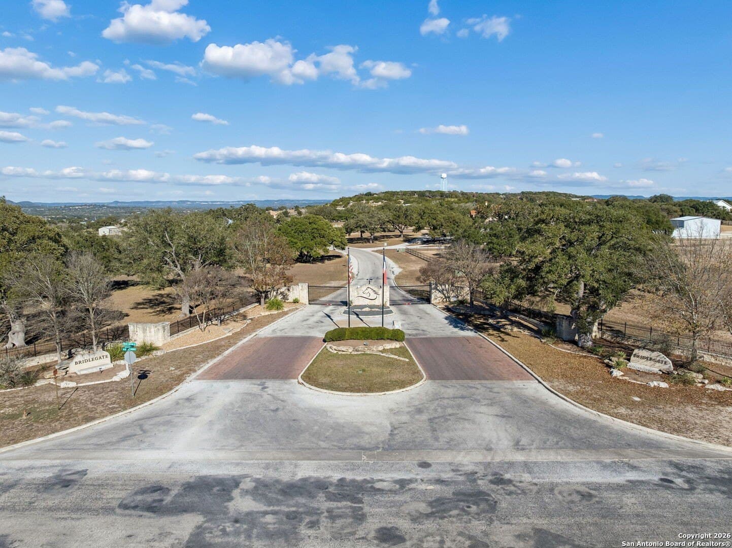 2.4 acres in Bandera County gallery image 2