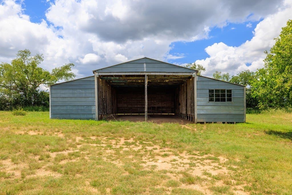 16.29 acres in Gillespie County - photo 29