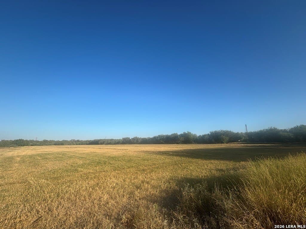 5 acres in Maverick County gallery image 2