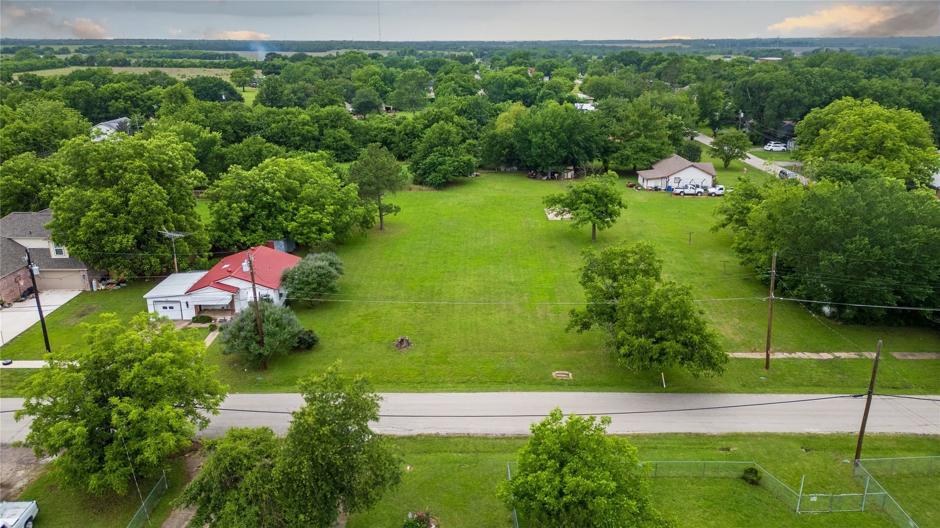 0.59 acres in Hunt County - photo 6