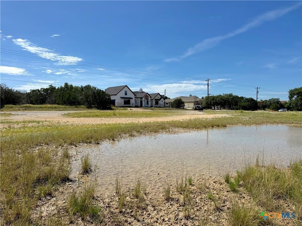 1.02 acres in Comal County - photo 10