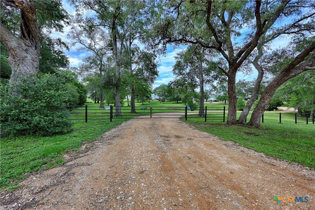 35.28 acres in Fayette County - photo 6
