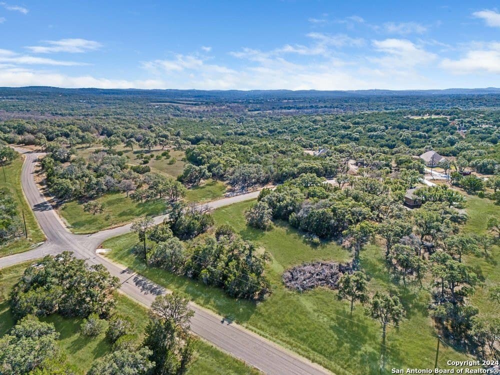 1.39 acres in Comal County - photo 10
