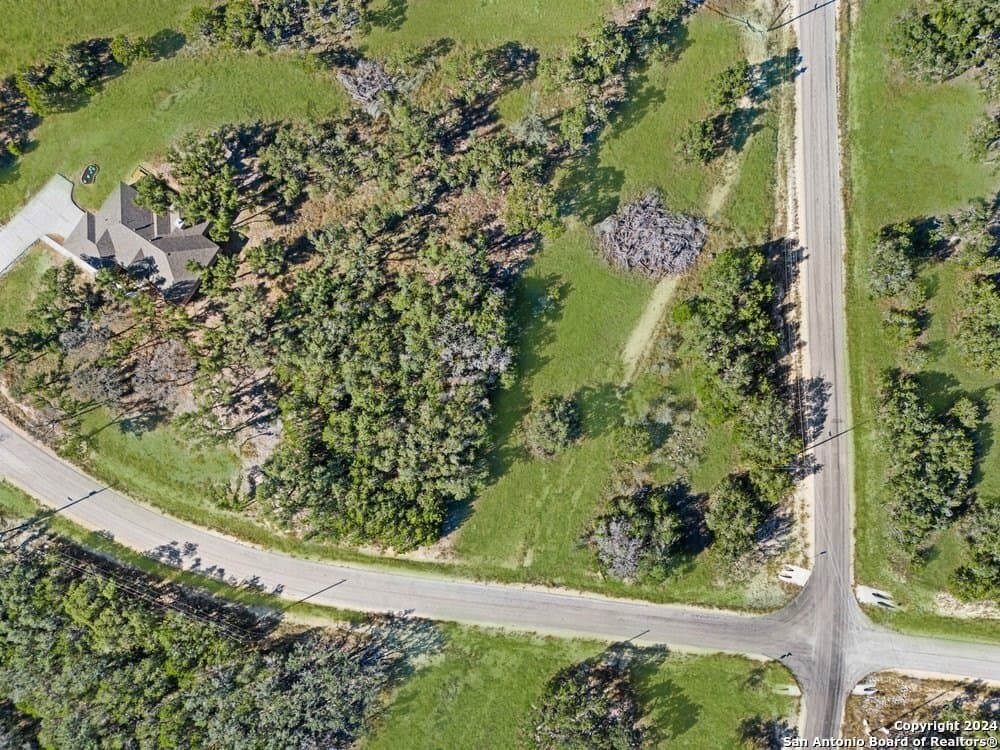 1.39 acres in Comal County featured view