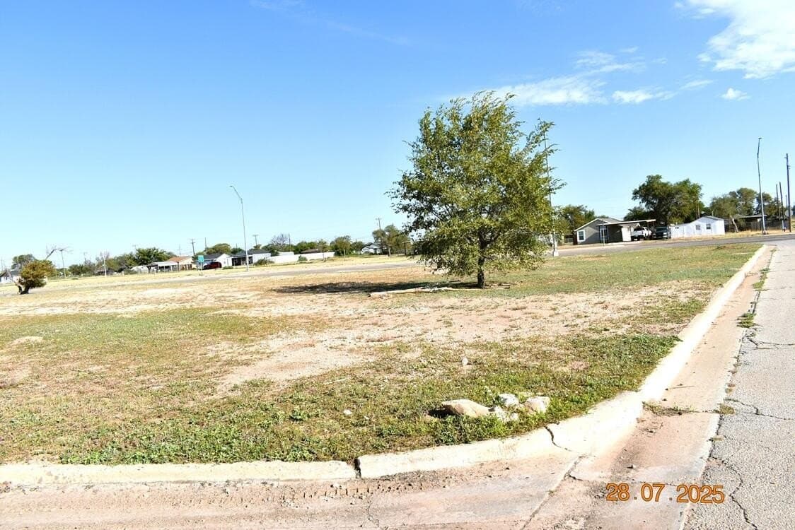 0.17 acres in Lubbock County gallery image 2