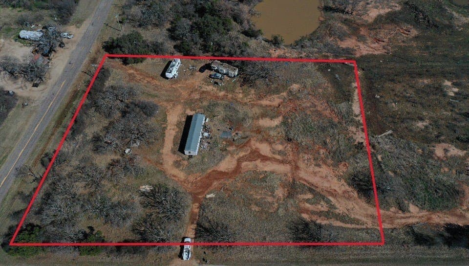 2.5 acres in Erath County gallery image 4