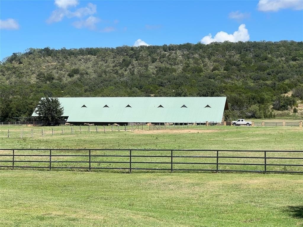 3.77 acres in Palo Pinto County gallery image 3