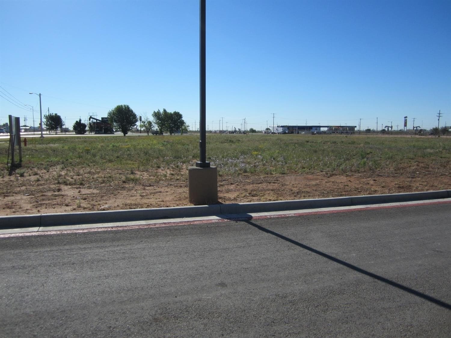 1.13 acres in Yoakum County gallery image 2