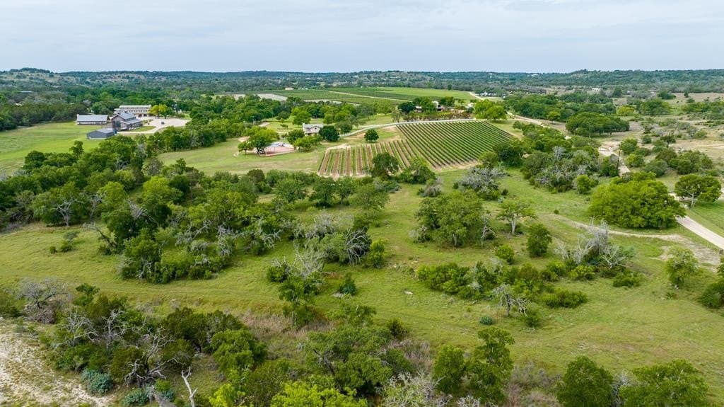 7.9 acres in Gillespie County gallery image 3