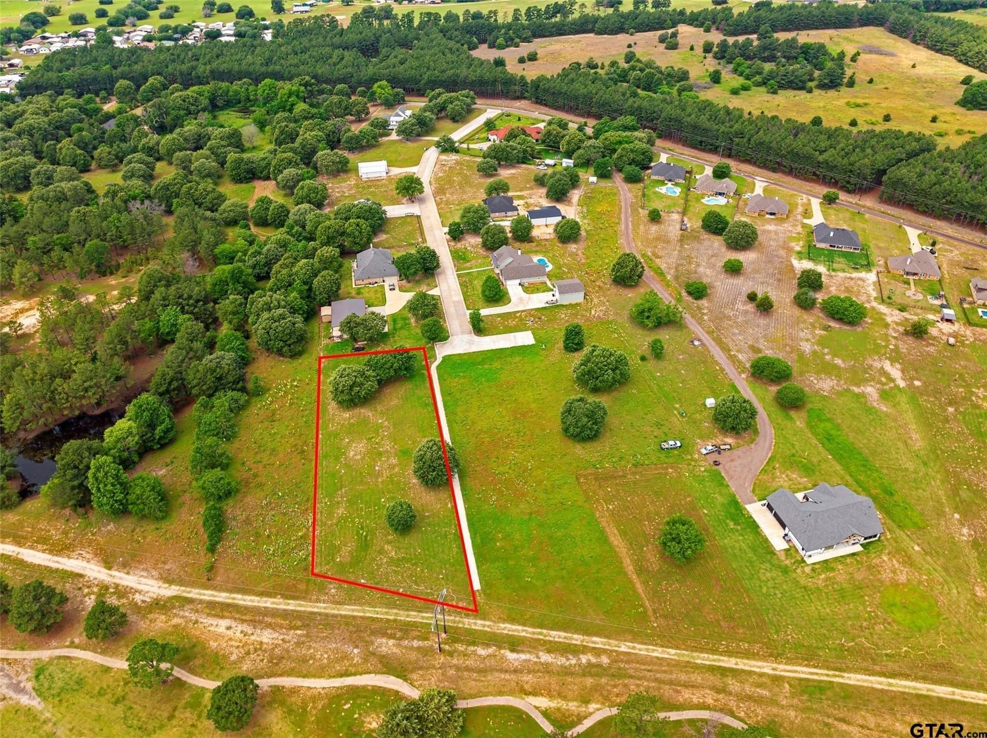 1 acres in Smith County gallery image 2
