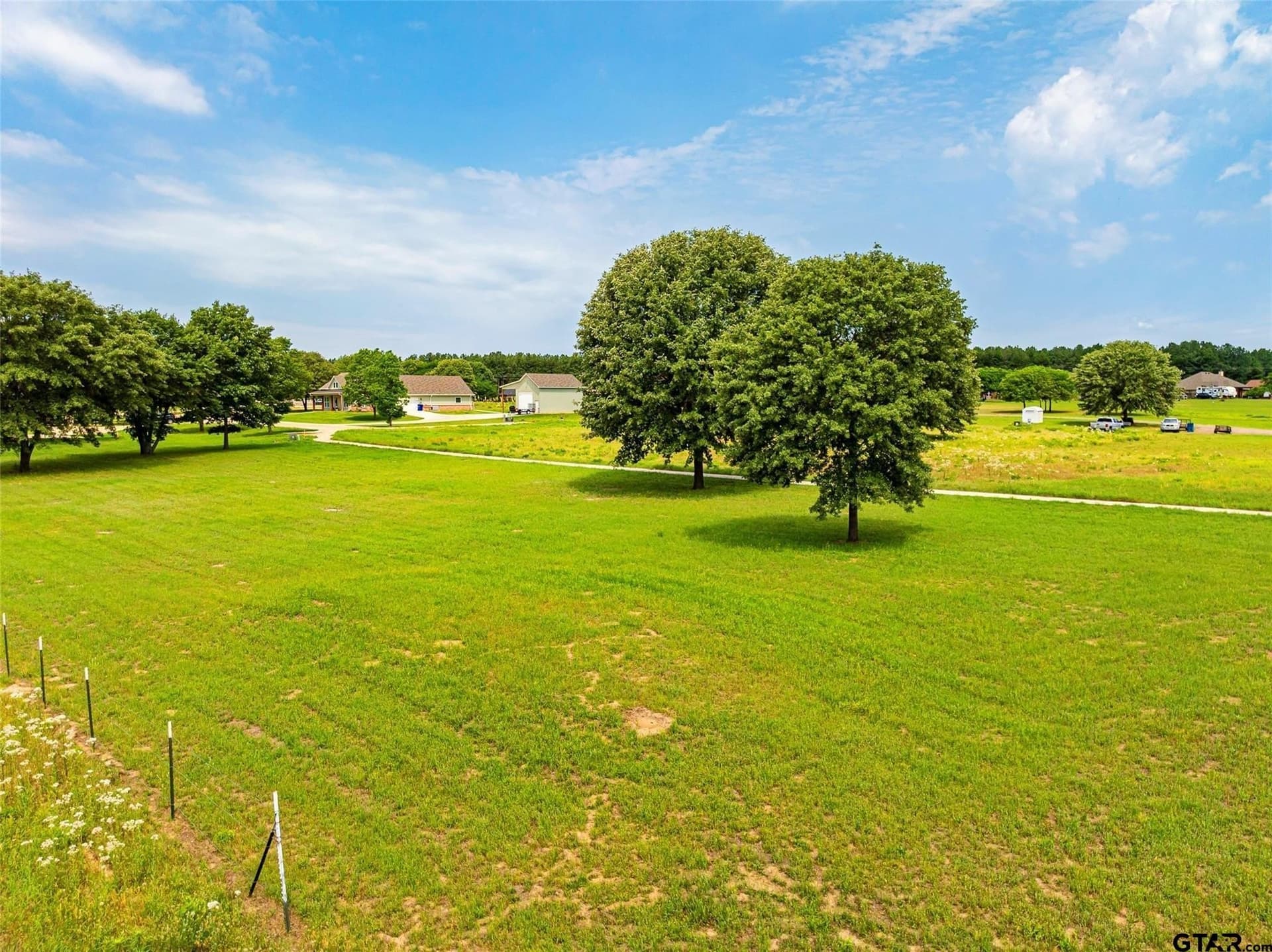 1 acres in Smith County featured view
