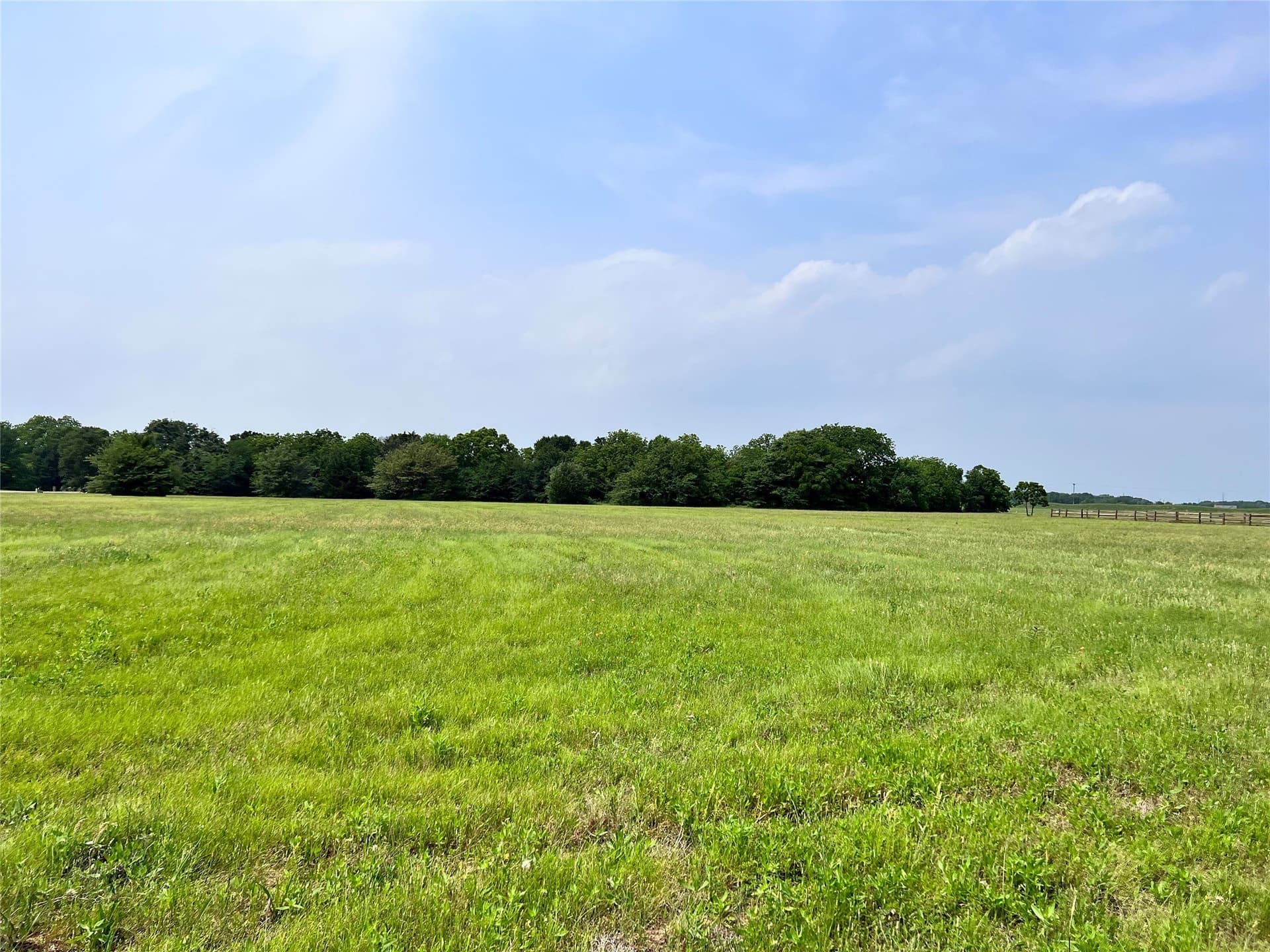 1.14 acres in Navarro County - photo 16