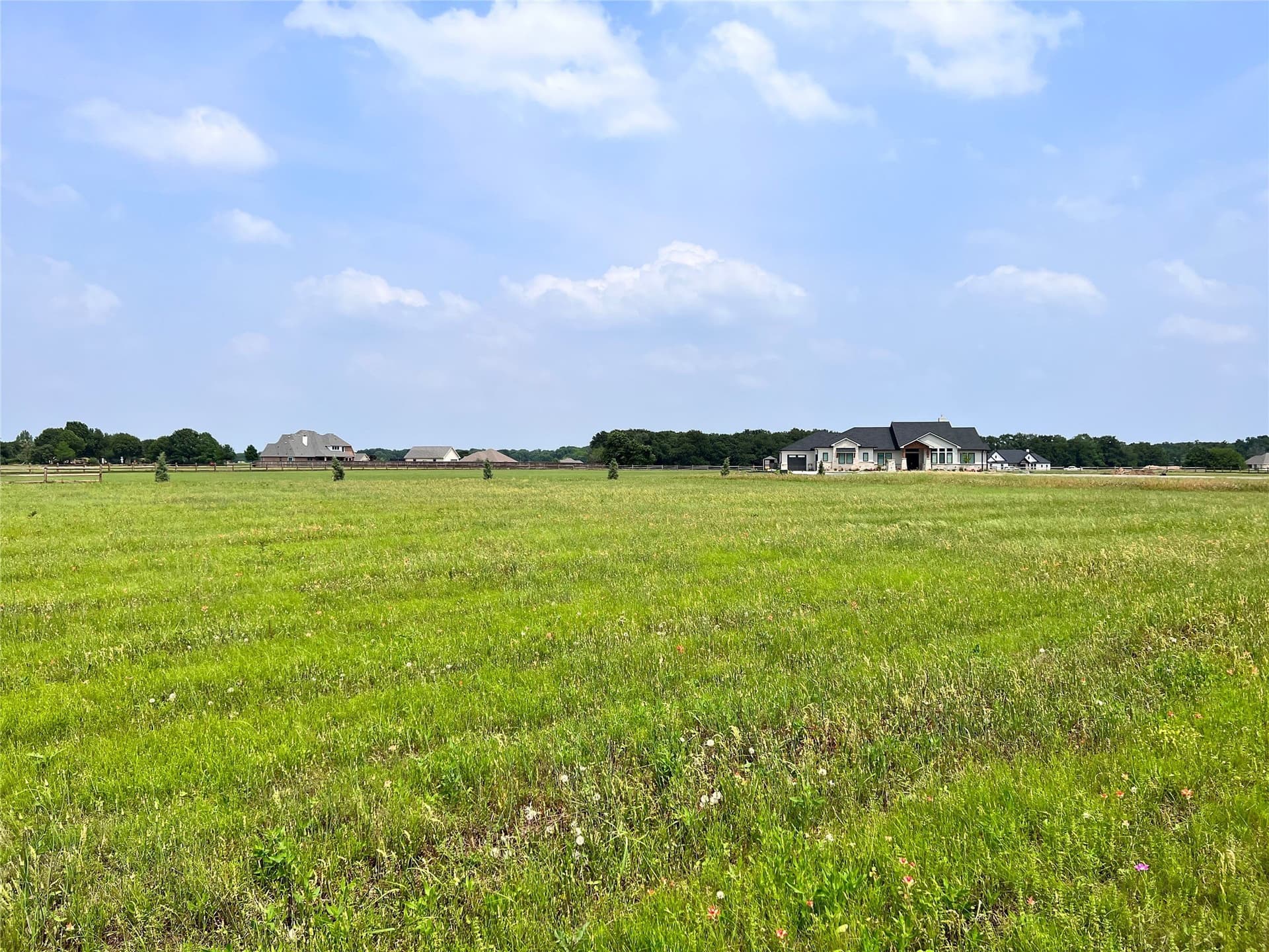 1.14 acres in Navarro County - photo 23