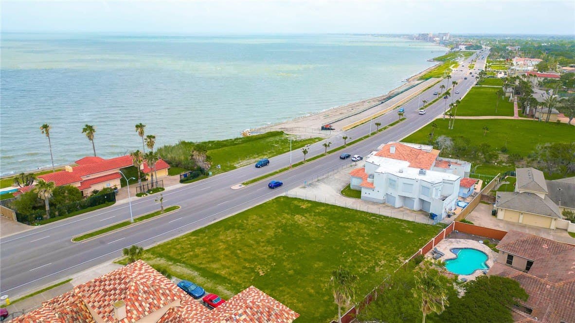 0.38 acres in Nueces County - photo 19